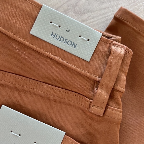 Rosie High-Rise Wide Leg Ankle Jean - Picture 3 of 6